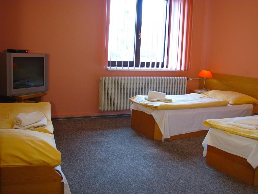 Hotel Isora اوسترافا الغرفة الصورة