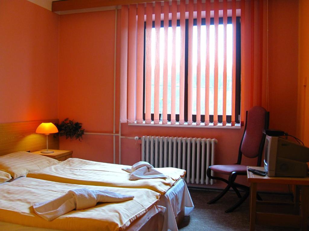 Hotel Isora اوسترافا الغرفة الصورة
