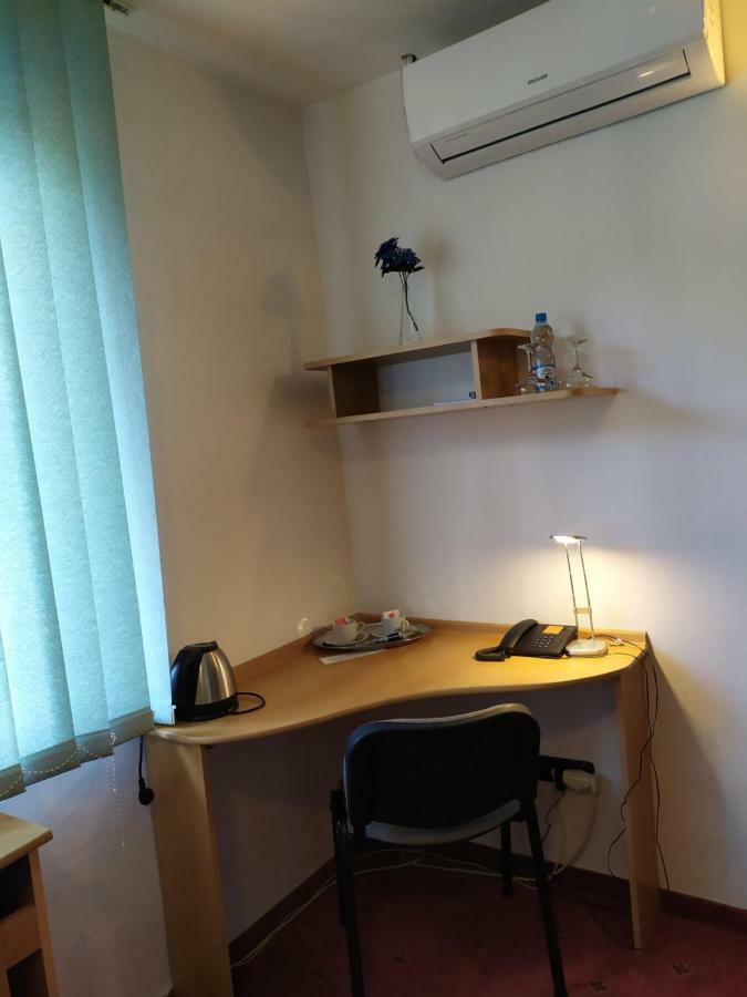Hotel Isora اوسترافا المظهر الخارجي الصورة